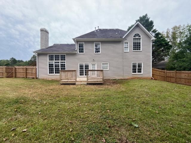 5 bedroom, 3 bathroom, 2,568 sq ft single family residence for sale at 5025 Cascade Overlook Drive, South Fulton, GA 30331 — photo 2