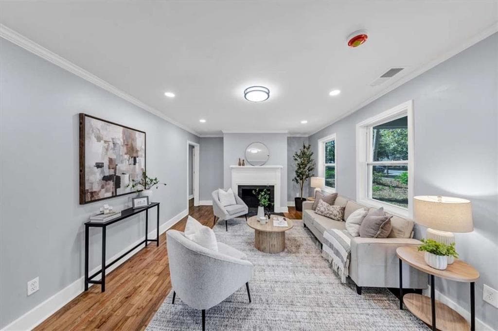 4 bedroom, 2 bathroom, 1,025 sq ft single family residence for sale at 2168 Penrose Drive, East Point, GA 30344 — photo 3