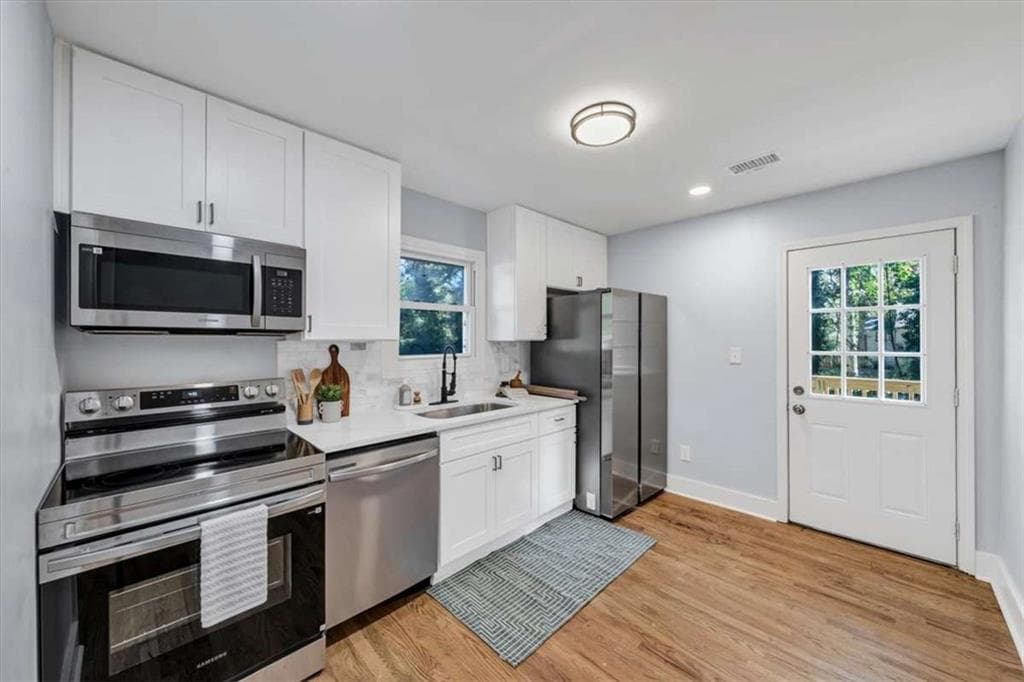 4 bedroom, 2 bathroom, 1,025 sq ft single family residence for sale at 2168 Penrose Drive, East Point, GA 30344 — photo 8