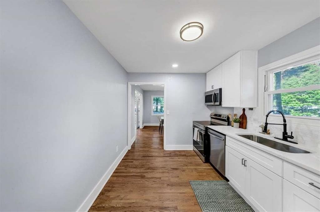 4 bedroom, 2 bathroom, 1,025 sq ft single family residence for sale at 2168 Penrose Drive, East Point, GA 30344 — photo 10