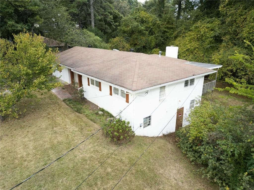 4 bedroom, 3 bathroom single family residence for sale at 851 Lakeside Drive, Mableton, GA 30126 — photo 6