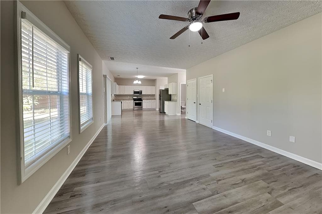 4 bedroom, 3 bathroom, 2,111 sq ft single family residence for rent at 1385 Brisbane Drive, Dacula, GA 30019 for $2,285 a month — photo 2