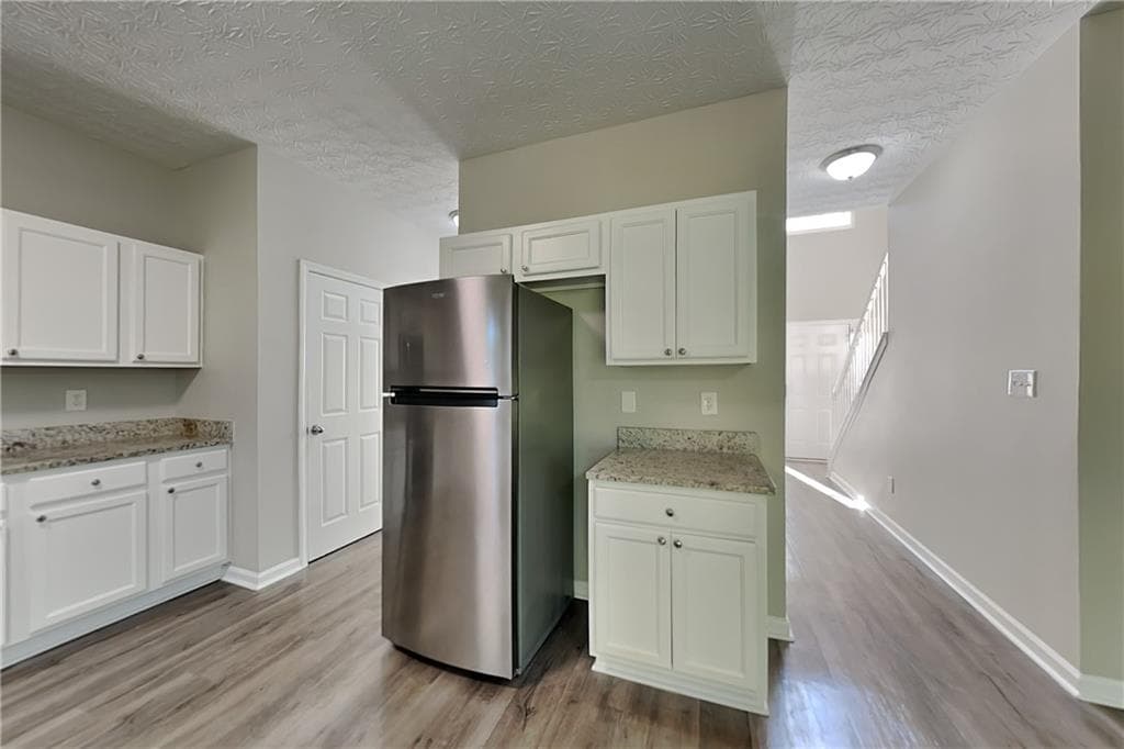 4 bedroom, 3 bathroom, 2,111 sq ft single family residence for rent at 1385 Brisbane Drive, Dacula, GA 30019 for $2,285 a month — photo 4