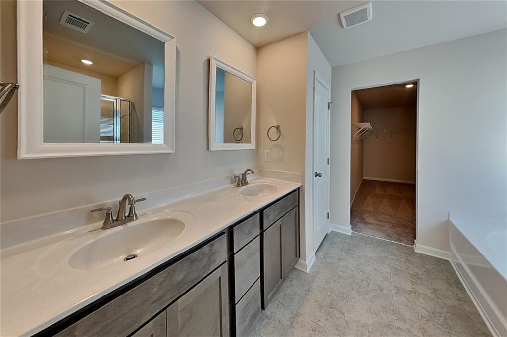 4 bedroom, 3 bathroom, 2,200 sq ft single family residence for rent at 197 Bloomfield Circle, Canton, GA 30114 for $2,500 a month — photo 9