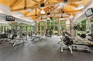 1 bedroom, 1 bathroom, 543 sq ft condominium for sale at 2870 Pharr Court South 1003, Atlanta, GA 30305 — photo 2