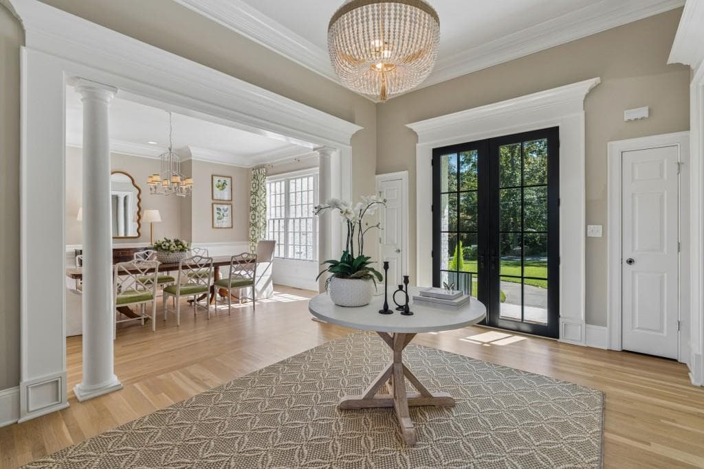 5 bedroom, 7 bathroom, 9,850 sq ft single family residence for sale at 5230 Riverview Road, Sandy Springs, GA 30327 — photo 2