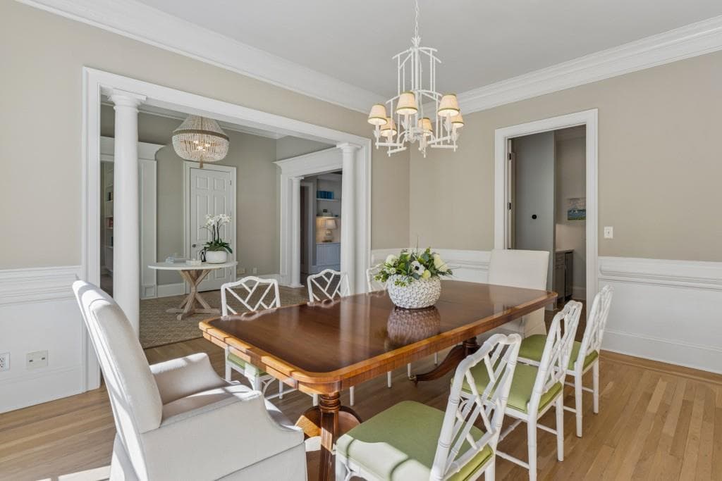 5 bedroom, 7 bathroom, 9,850 sq ft single family residence for sale at 5230 Riverview Road, Sandy Springs, GA 30327 — photo 3