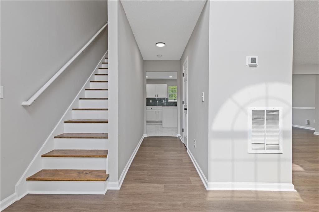 3 bedroom, 3 bathroom, 2,057 sq ft single family residence for sale at 1411 Kala Drive, Lithonia, GA 30058 — photo 3
