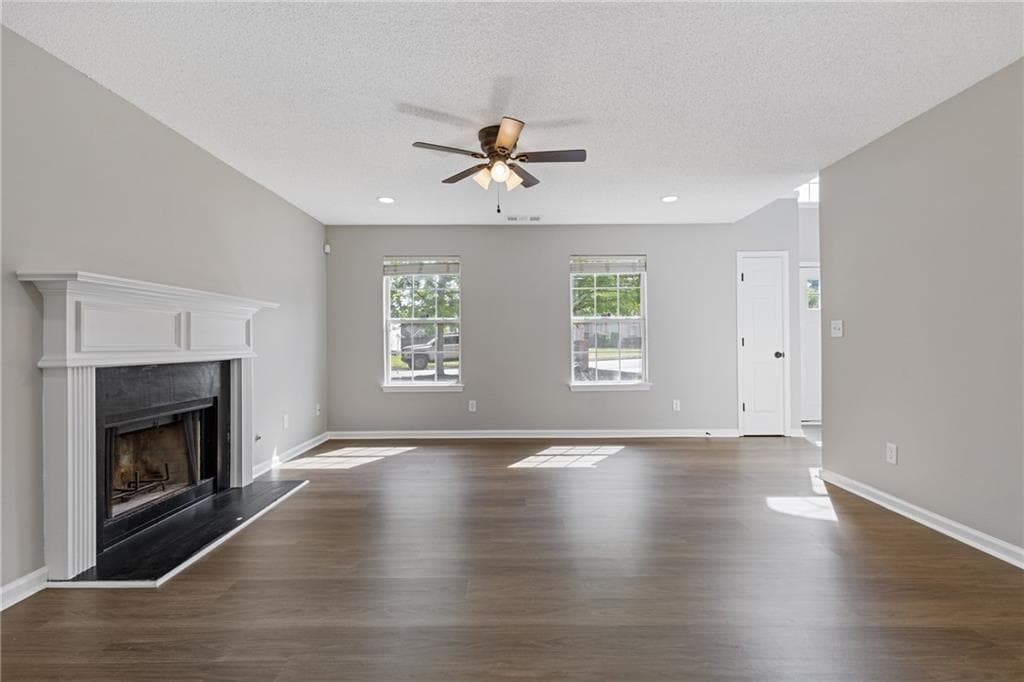 3 bedroom, 3 bathroom, 2,057 sq ft single family residence for sale at 1411 Kala Drive, Lithonia, GA 30058 — photo 6