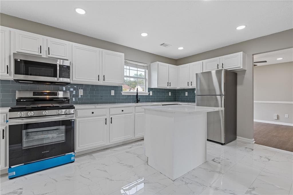 3 bedroom, 3 bathroom, 2,057 sq ft single family residence for sale at 1411 Kala Drive, Lithonia, GA 30058 — photo 8