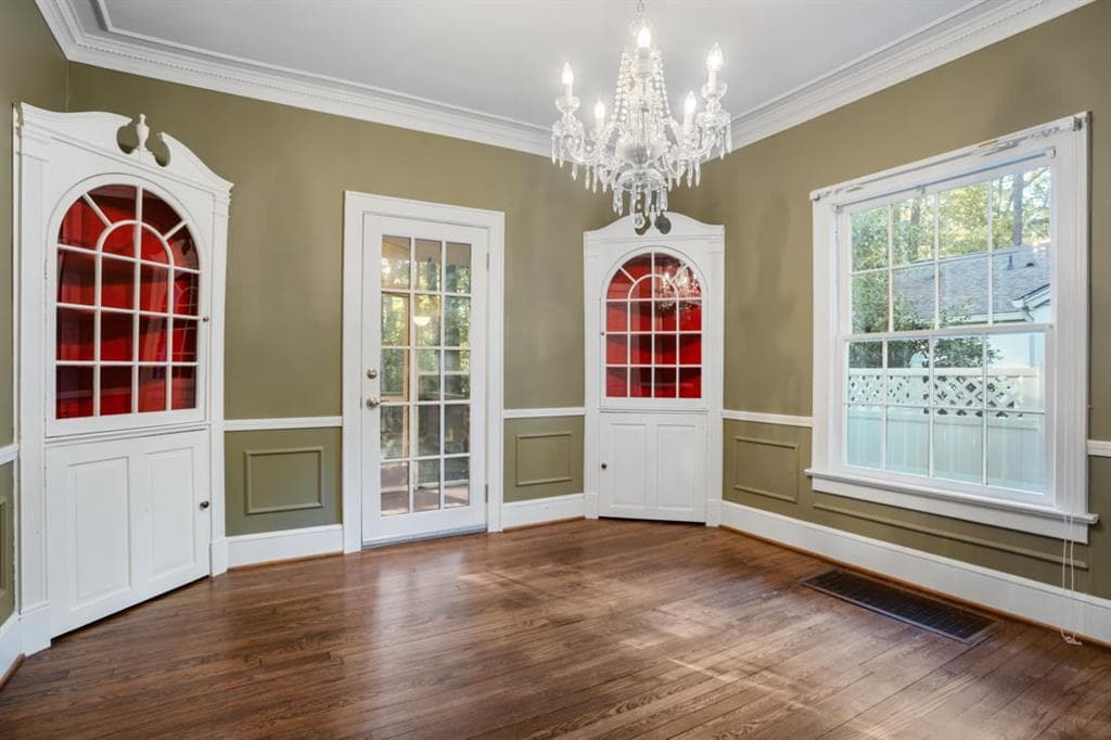 4 bedroom, 2 bathroom, 1,938 sq ft single family residence for sale at 444 Glendale Avenue, Decatur, GA 30030 — photo 9