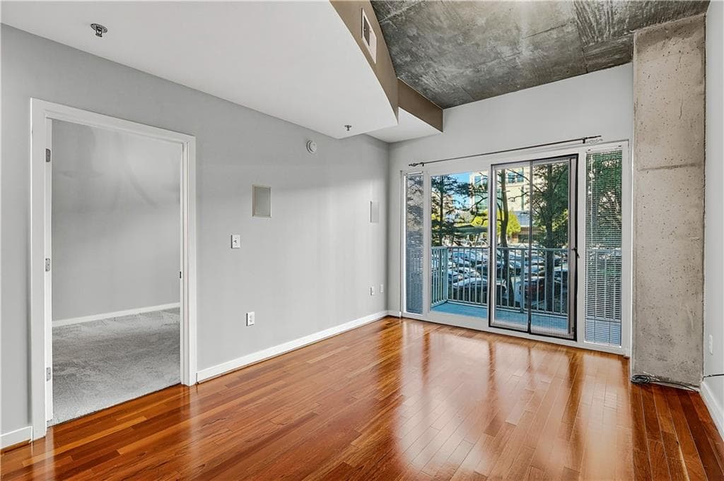 1 bedroom, 1 bathroom, 771 sq ft condominium for rent at 250 Pharr Road 306, Atlanta, GA 30305 for $1,995 a month — photo 9