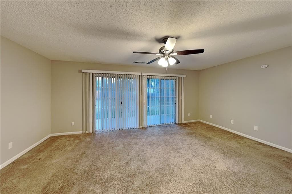 4 bedroom, 3 bathroom, 1,889 sq ft single family residence for rent at 512 Bass Chase, Kennesaw, GA 30144 for $2,540 a month — photo 3
