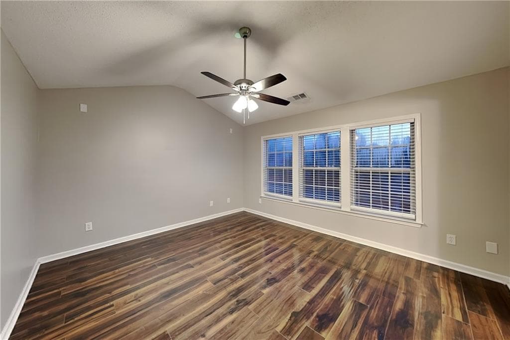 4 bedroom, 3 bathroom, 1,889 sq ft single family residence for rent at 512 Bass Chase, Kennesaw, GA 30144 for $2,540 a month — photo 7
