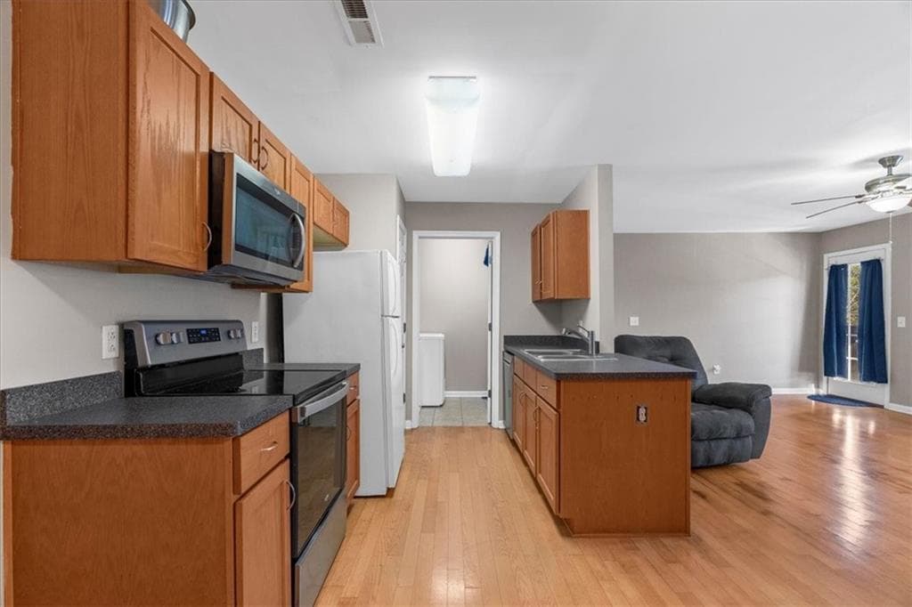 1 bedroom, 1 bathroom, 805 sq ft condominium for sale at 406 Waterford Drive, Calhoun, GA 30701 — photo 6