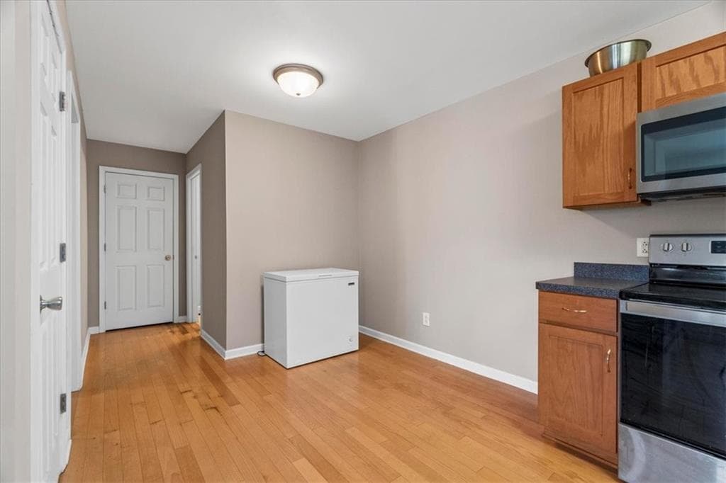 1 bedroom, 1 bathroom, 805 sq ft condominium for sale at 406 Waterford Drive, Calhoun, GA 30701 — photo 10