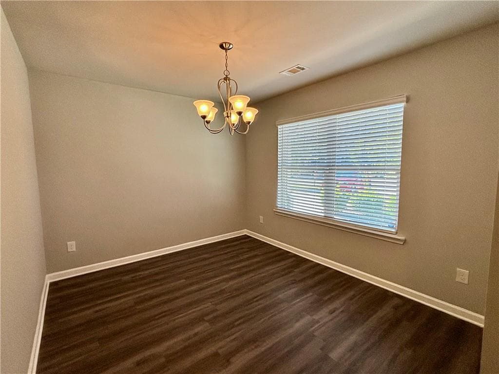 4 bedroom, 3 bathroom, 1,928 sq ft single family residence for rent at 321 Nutwood Trace, Locust Grove, GA 30248 for $1,850 a month — photo 3