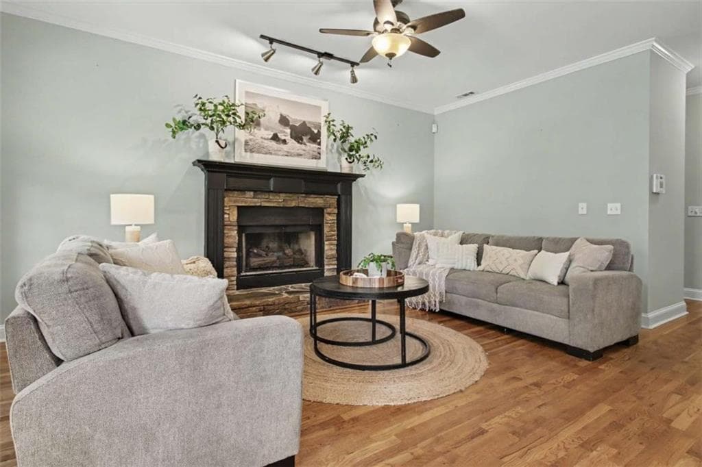 4 bedroom, 4 bathroom, 3,400 sq ft single family residence for sale at 1020 Patina Pt, Peachtree City, GA 30269 — photo 3
