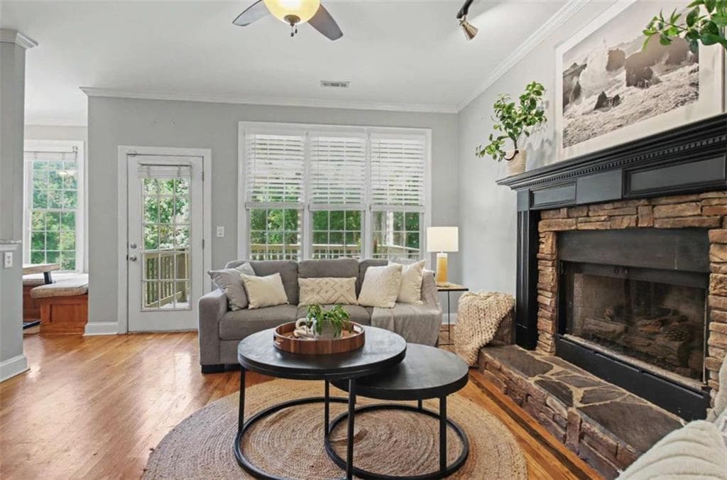 4 bedroom, 4 bathroom, 3,400 sq ft single family residence for sale at 1020 Patina Pt, Peachtree City, GA 30269 — photo 5