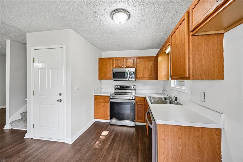 3 bedroom, 2 bathroom, 1,155 sq ft single family residence for sale at 85 Grove Place, Temple, GA 30179 — photo 10
