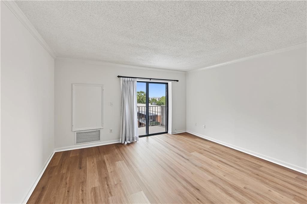 1 bedroom, 2 bathroom, 760 sq ft condominium for sale at 300 Johnson Ferry Road B512, Sandy Springs, GA 30328 — photo 4
