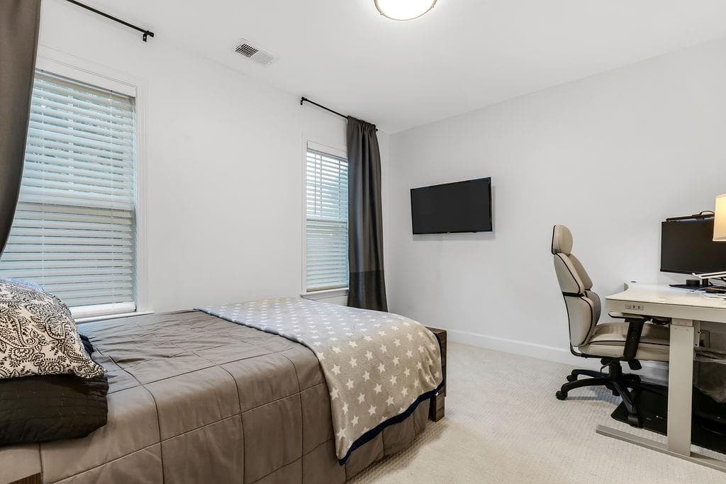 4 bedroom, 4 bathroom, 2,406 sq ft townhouse for sale at 3745 INGLEWOOD Way, Brookhaven, GA 30319 — photo 8
