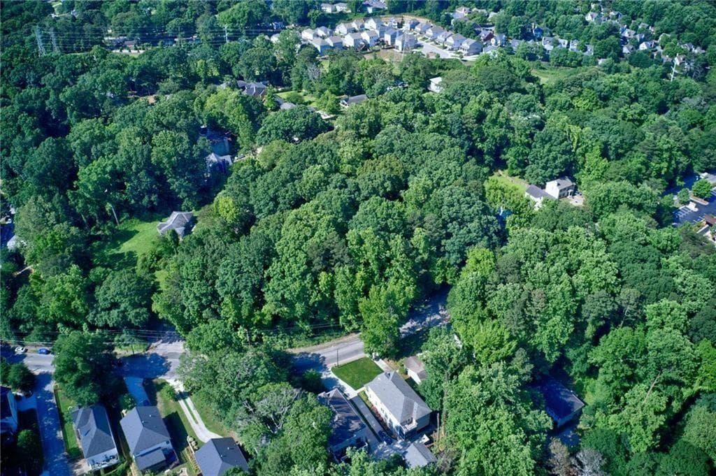single family residence for sale at 995 Custer Avenue, Atlanta, GA 30316 — photo 2