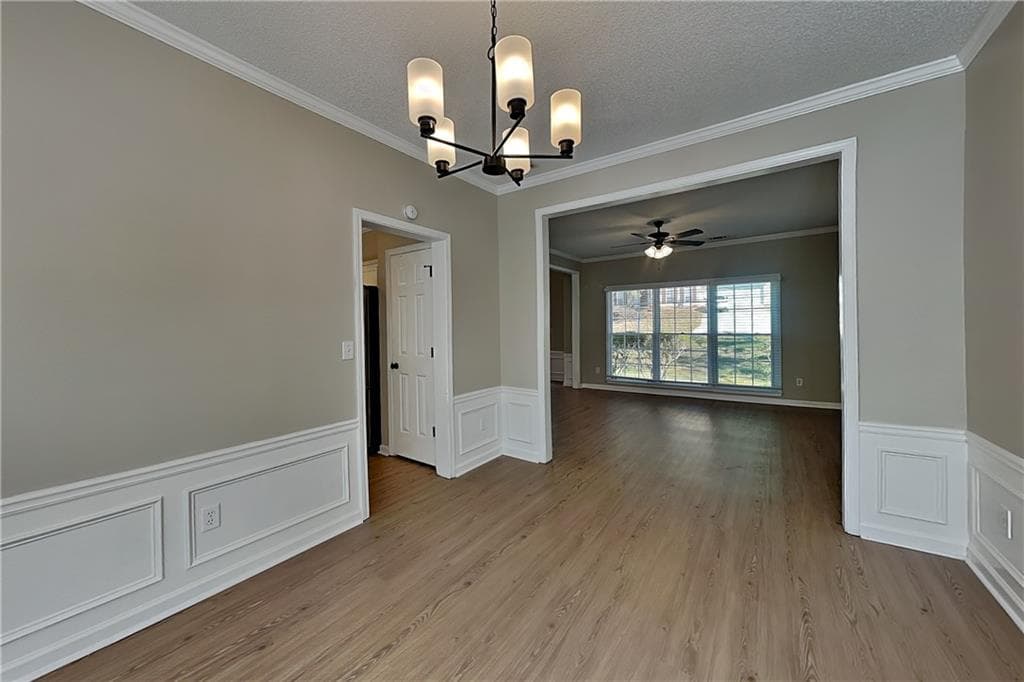 4 bedroom, 3 bathroom, 2,512 sq ft single family residence for rent at 4825 Tanners Spring Drive, Johns Creek, GA 30022 for $3,075 a month — photo 7