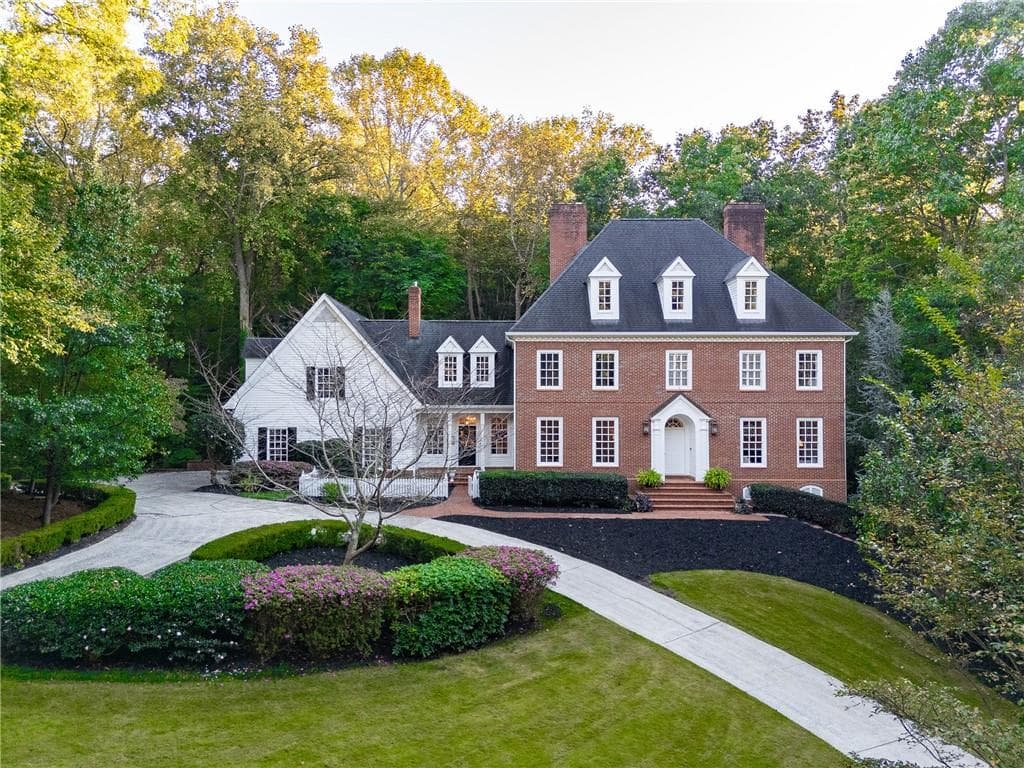 7 bedroom, 7 bathroom, 5,742 sq ft single family residence for sale at 420 Fawn Glen Drive, Roswell, GA 30075