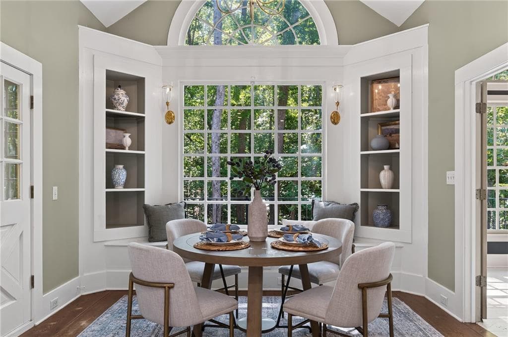 7 bedroom, 7 bathroom, 5,742 sq ft single family residence for sale at 420 Fawn Glen Drive, Roswell, GA 30075 — photo 8