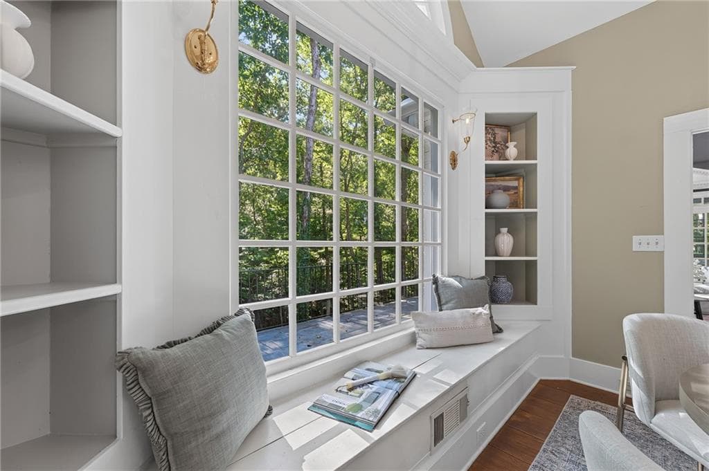 7 bedroom, 7 bathroom, 5,742 sq ft single family residence for sale at 420 Fawn Glen Drive, Roswell, GA 30075 — photo 9