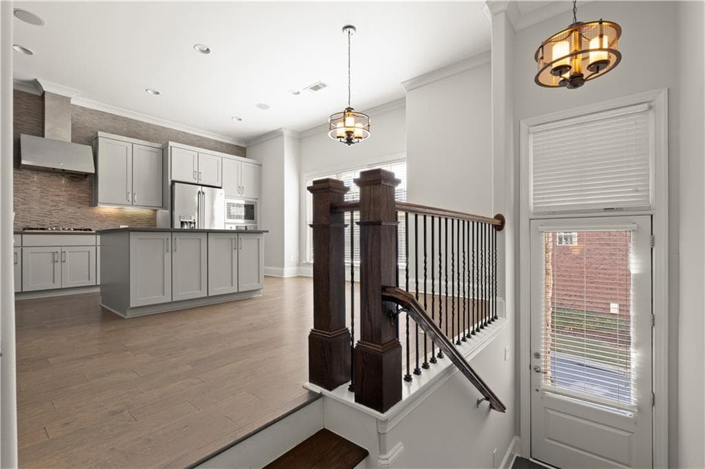 3 bedroom, 4 bathroom, 2,565 sq ft townhouse for sale at 1408 Doublegate Drive, Atlanta, GA 30319 — photo 4