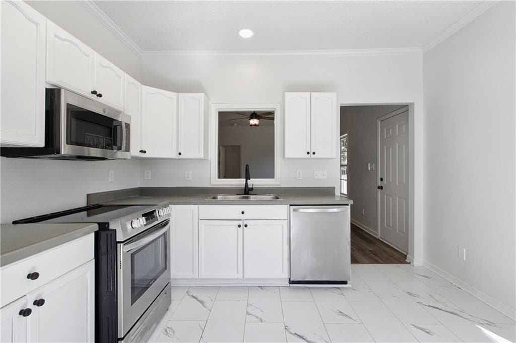 3 bedroom, 2 bathroom, 1,100 sq ft single family residence for sale at 87 Dogwood Lane, Cleveland, GA 30528 — photo 7