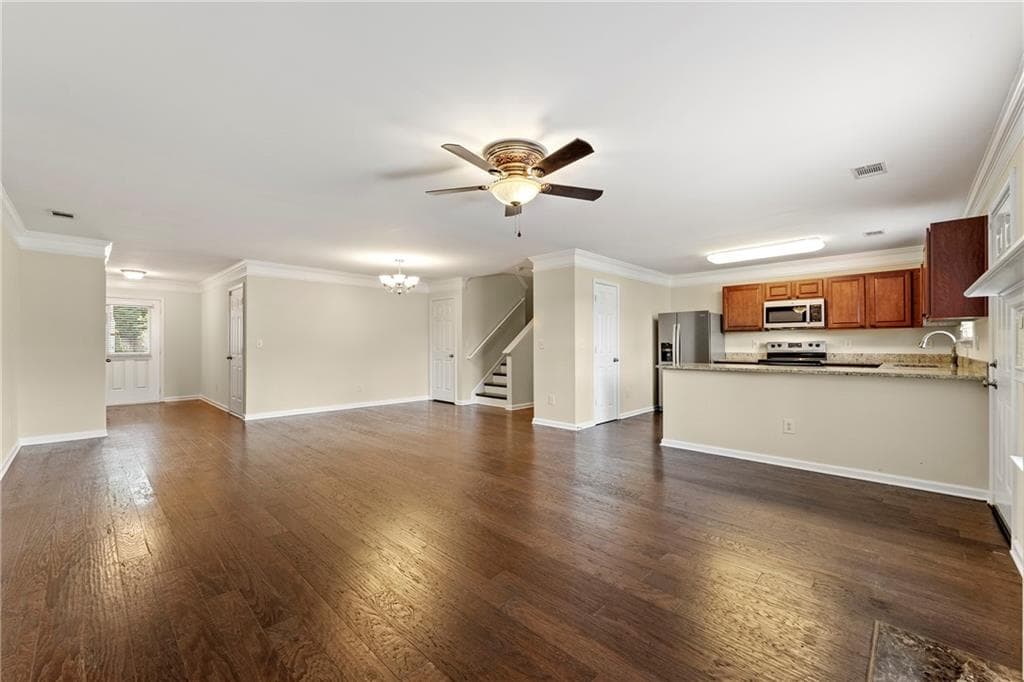 3 bedroom, 3 bathroom, 1,898 sq ft single family residence for rent at 2965 Mayfair Drive, Cumming, GA 30040 for $2,150 a month — photo 7