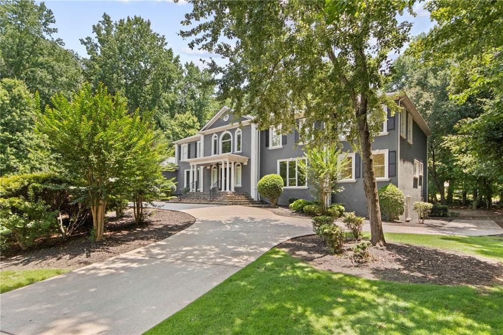 7 bedroom, 8 bathroom, 13,261 sq ft single family residence for sale at 335 Birkdale Drive, Fayetteville, GA 30215 — photo 2