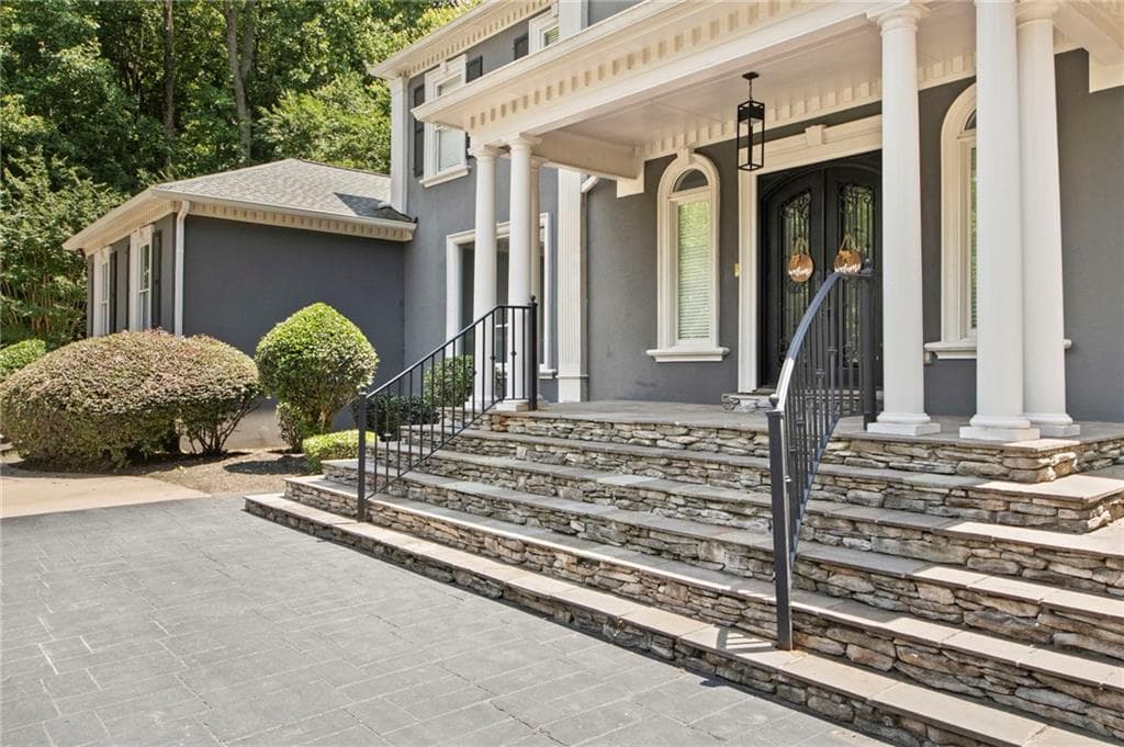 7 bedroom, 8 bathroom, 13,261 sq ft single family residence for sale at 335 Birkdale Drive, Fayetteville, GA 30215 — photo 3