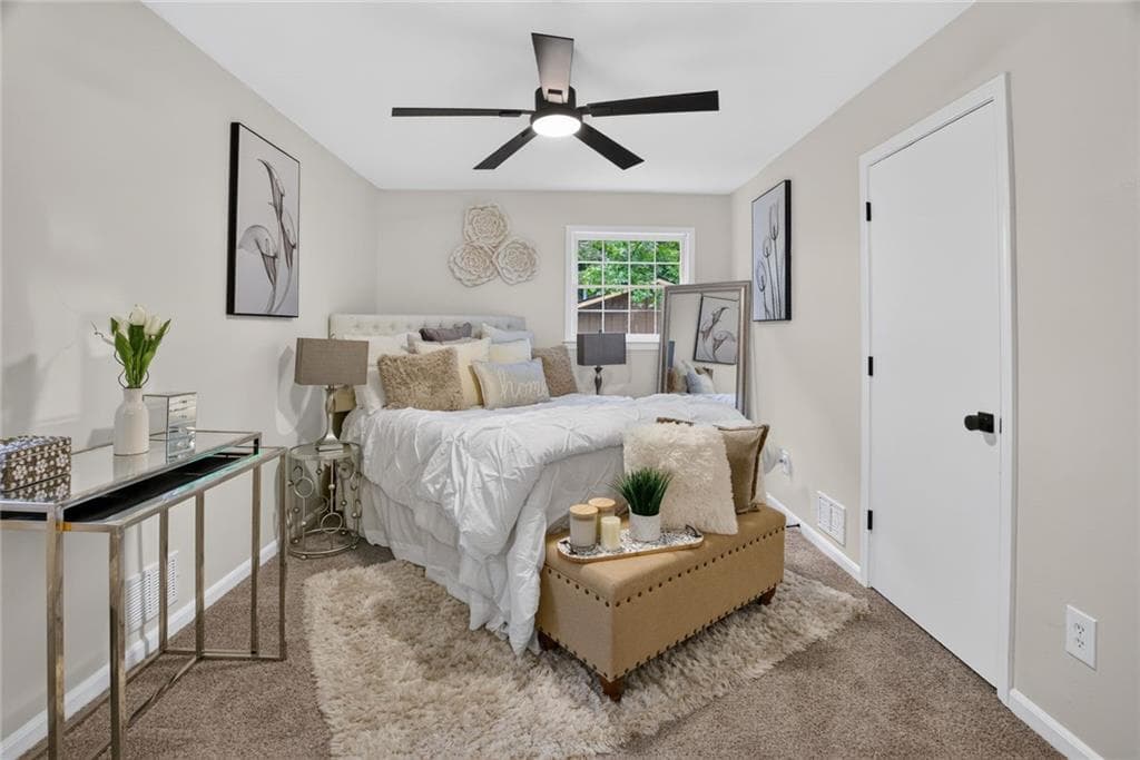 4 bedroom, 2 bathroom, 1,776 sq ft single family residence under contract at 657 Overlook, Jonesboro, GA 30238 — photo 7