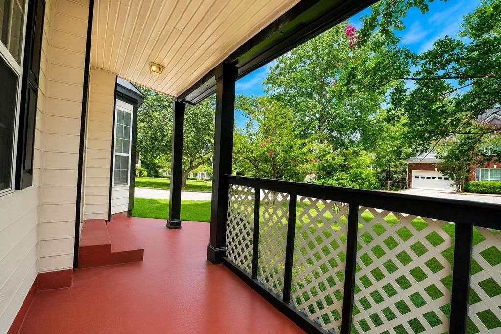 6 bedroom, 4 bathroom single family residence for rent at 775 Stonemill Manor, Lithonia, GA 30058 for $2,350 a month — photo 4