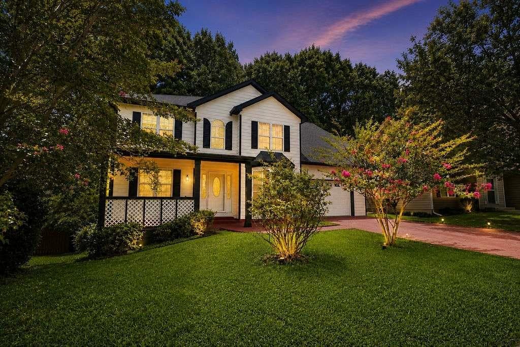 6 bedroom, 4 bathroom single family residence for rent at 775 Stonemill Manor, Lithonia, GA 30058 for $2,350 a month — photo 6