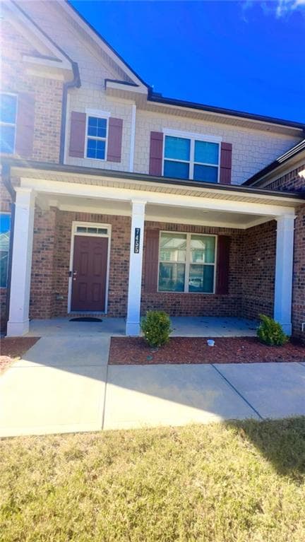5 bedroom, 4 bathroom, 3,017 sq ft single family residence for rent at 7455 Ansley Park Lane, Cumming, GA 30028 for $3,150 a month — photo 2