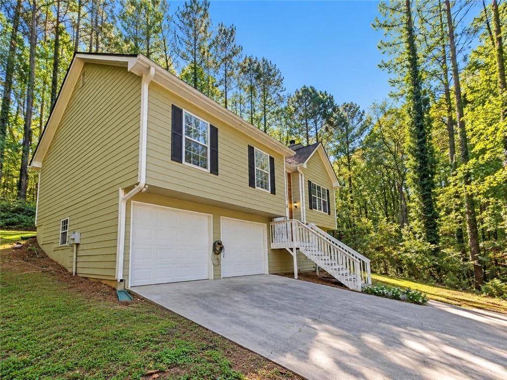 3 bedroom, 2 bathroom, 1,962 sq ft single family residence for rent at 181 springs, Acworth, GA 30101 for $1,975 a month — photo 3