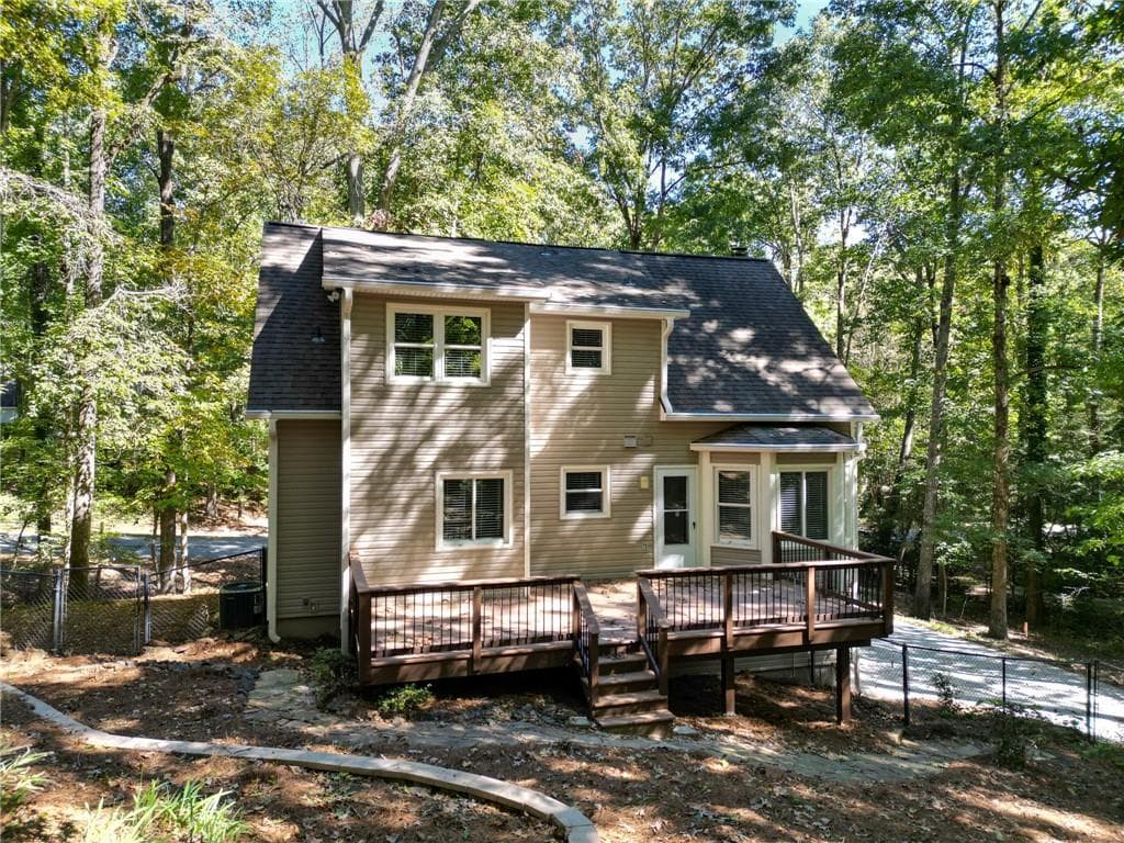 3 bedroom, 2 bathroom, 1,962 sq ft single family residence for sale at 4764 WATSON MILL Court, Loganville, GA 30052 — photo 4