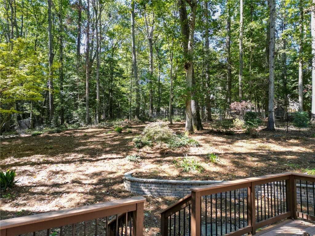 3 bedroom, 2 bathroom, 1,962 sq ft single family residence for sale at 4764 WATSON MILL Court, Loganville, GA 30052 — photo 6