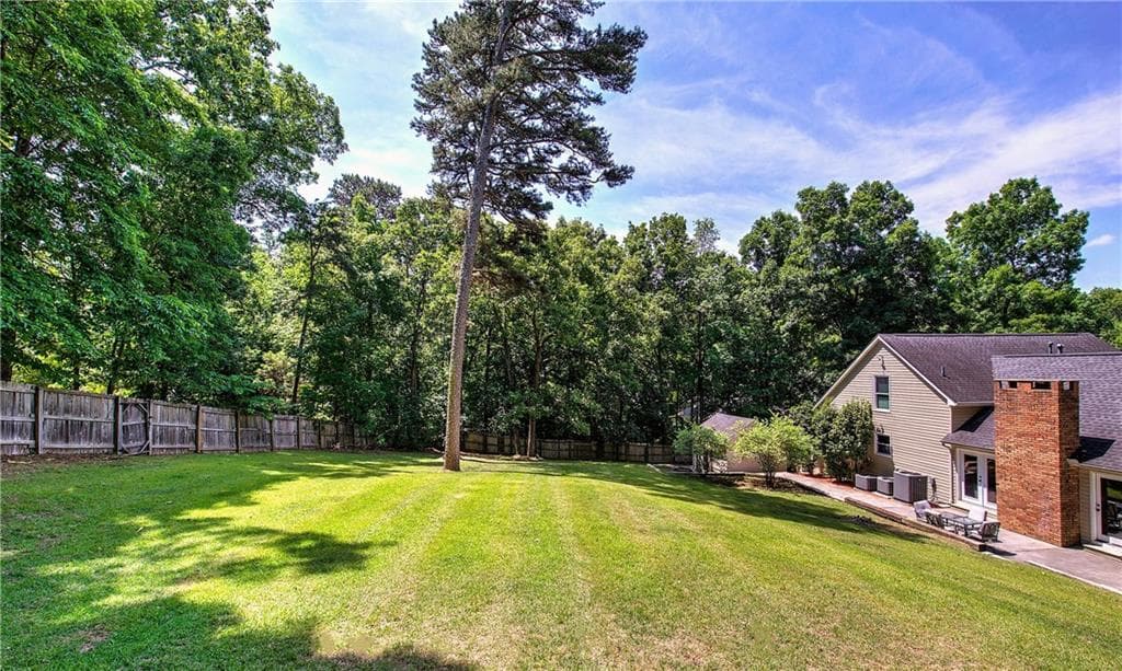 5 bedroom, 6 bathroom, 5,181 sq ft single family residence for sale at 224 Shadowood Drive, Calhoun, GA 30701 — photo 6