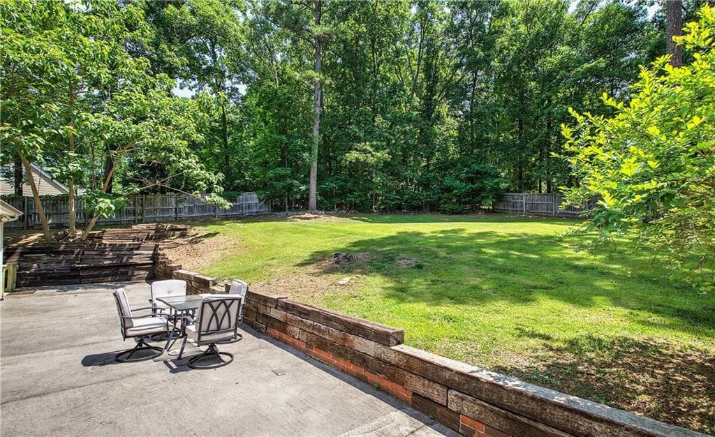 5 bedroom, 6 bathroom, 5,181 sq ft single family residence for sale at 224 Shadowood Drive, Calhoun, GA 30701 — photo 7