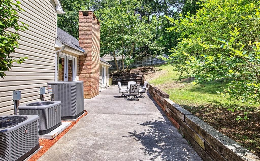 5 bedroom, 6 bathroom, 5,181 sq ft single family residence for sale at 224 Shadowood Drive, Calhoun, GA 30701 — photo 8