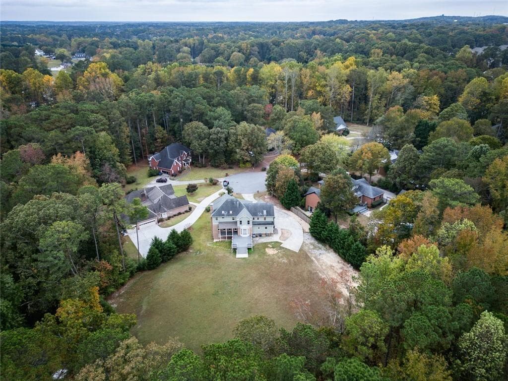 4 bedroom, 5 bathroom, 5,077 sq ft single family residence for rent at 1710 Winding Creek, Snellville, GA 30078 for $4,100 a month — photo 4