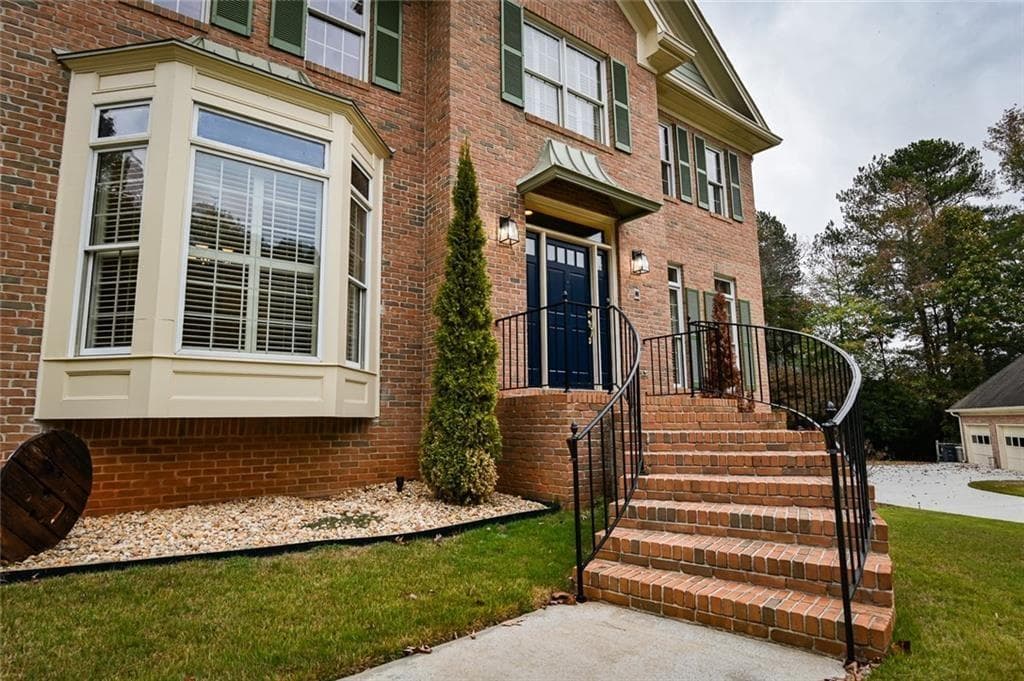 4 bedroom, 5 bathroom, 5,077 sq ft single family residence for rent at 1710 Winding Creek, Snellville, GA 30078 for $4,100 a month — photo 6