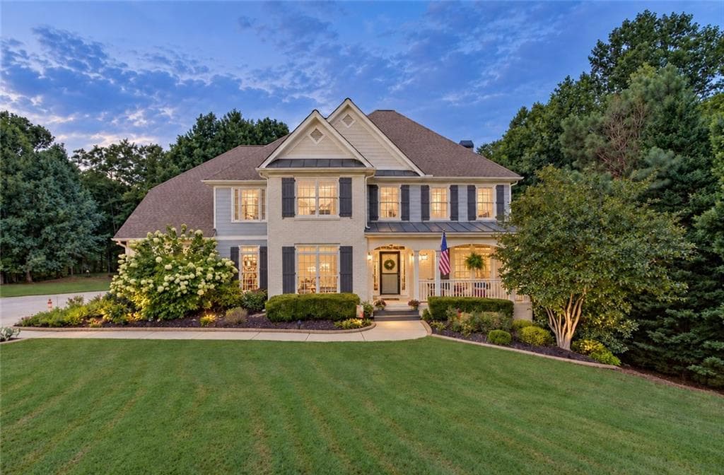 5 bedroom, 5 bathroom, 4,205 sq ft single family residence for sale at 818 Oak Ridge Terrace, Loganville, GA 30052