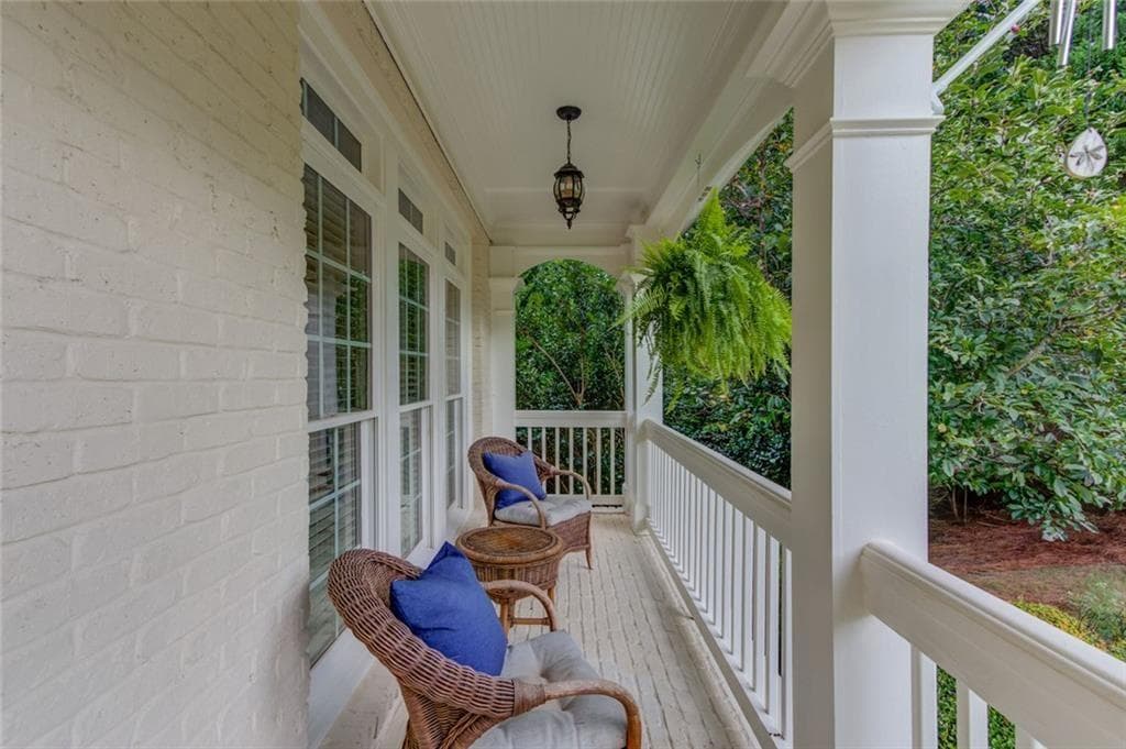 5 bedroom, 5 bathroom, 4,205 sq ft single family residence for sale at 818 Oak Ridge Terrace, Loganville, GA 30052 — photo 6